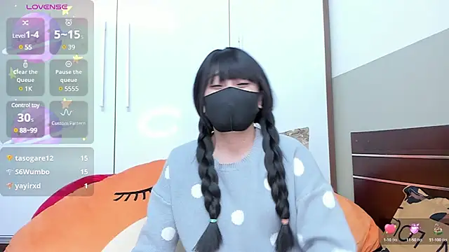 Snapshot of alonelove__ chatting on 02/14/25, 06:34 alonelove online show from 02/14/25, 06:34