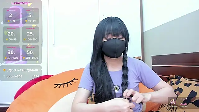 Snapshot of alonelove__ chatting on 03/12/25, 08:51 alonelove online show from 03/12/25, 08:51