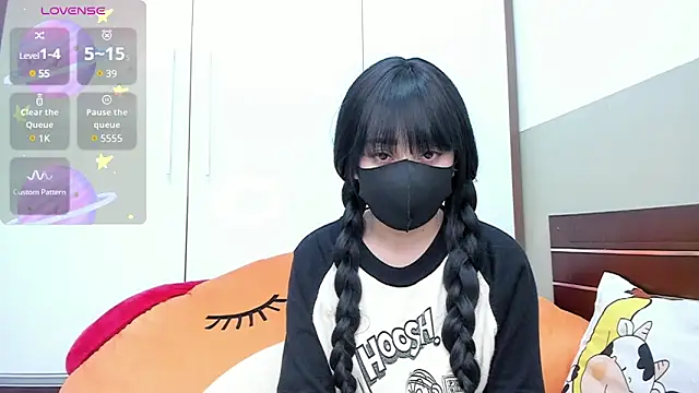 Snapshot of alonelove__ chatting on 03/18/25, 02:25 alonelove online show from 03/18/25, 02:25