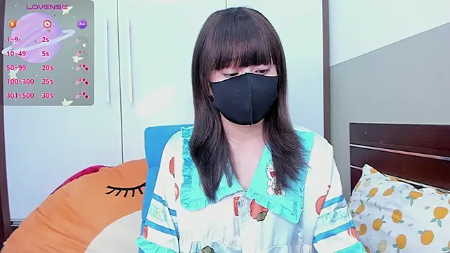 Snapshot of alonelove__ chatting on 09/21/25, 02:35 alonelove online show from 09/21/25, 02:35