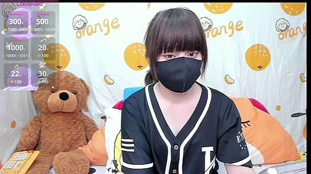 Snapshot of alonelove__ chatting on 10/09/25, 02:42 alonelove online show from 10/09/25, 02:42