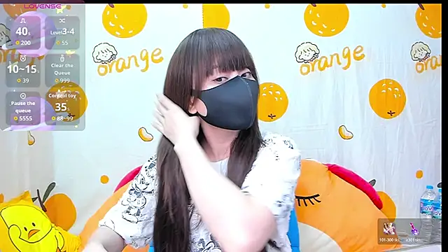 Snapshot of alonelove__ chatting on 11/01/25, 02:35 alonelove online show from 11/01/25, 02:35