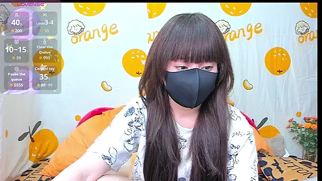 Snapshot of alonelove__ chatting on 11/07/25, 02:33 alonelove online show from 11/07/25, 02:33