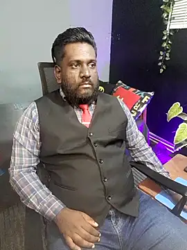 Rayansmith  online show from 10/31/25, 10:33