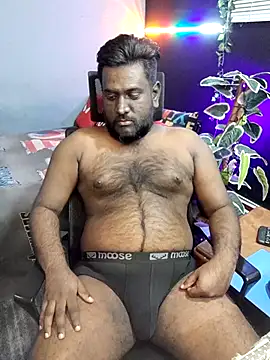 Rayansmith  online show from 12/15/25, 12:09