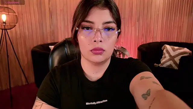 LisaMonroe  online show from 12/22/25, 09:01