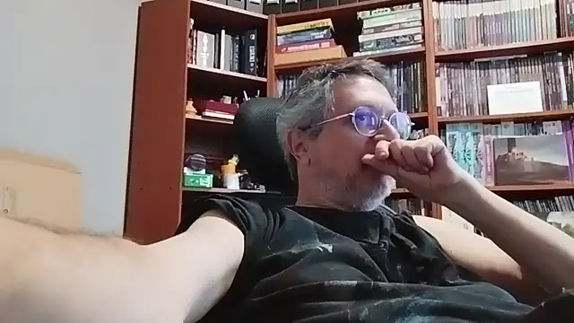 Mandra is a whore online show from 09/20/25, 05:25