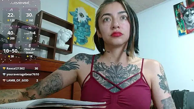 ZoeBakers  online show from 03/20/25, 12:19