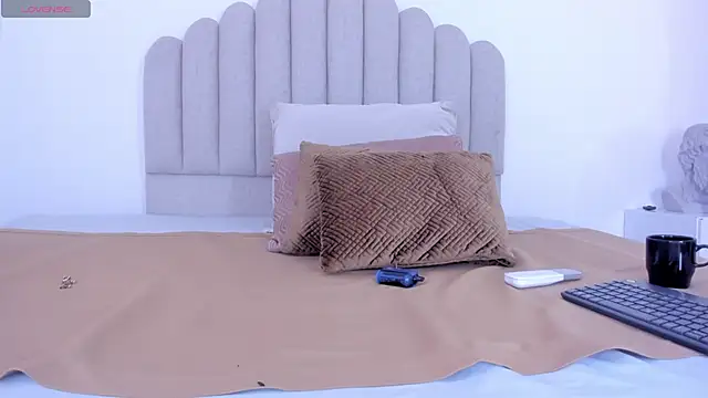 sarita duque online show from 09/26/25, 12:09