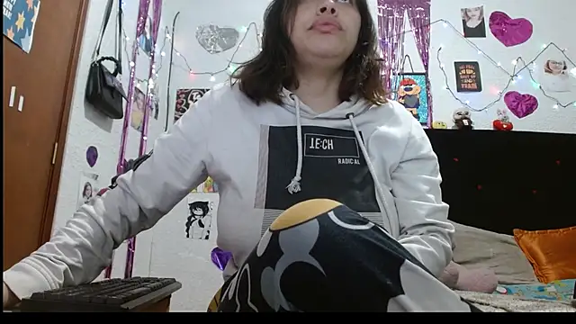 Saray extrovert  online show from 12/26/24, 11:32