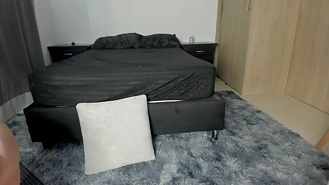 Snapshot of rouse_lili chatting on 12/16/24, 11:55 rouse lili online show from 12/16/24, 11:55