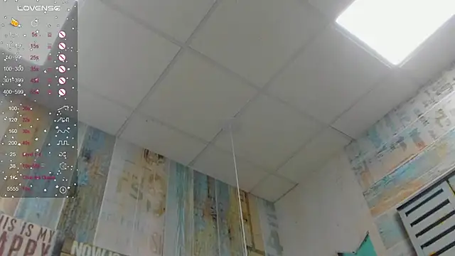 Snapshot of Isabela-Gomez chatting on 12/11/24, 03:37 Isabela-Gomez online show from 12/11/24, 03:37