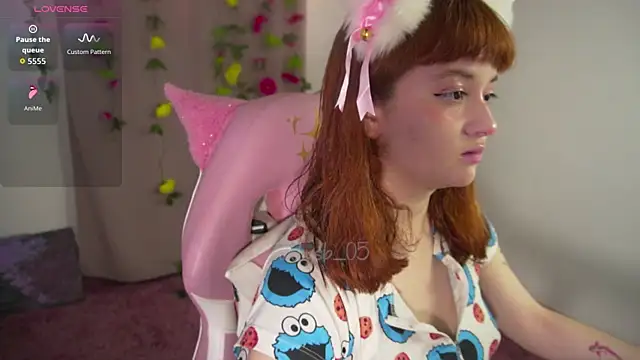 molly russell online show from 12/21/25, 07:54