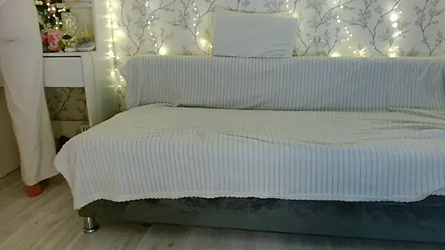 Imcarrieberry online show from 03/18/25, 03:10