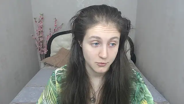 Holliy Cooper online show from 03/13/25, 07:53