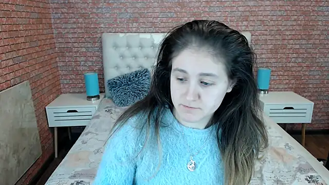 Holliy Cooper online show from 11/07/25, 07:41