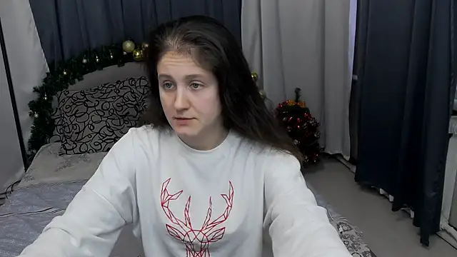 Holliy Cooper online show from 01/06/26, 10:19