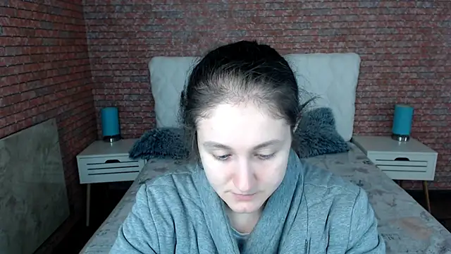 Holliy Cooper online show from 06/01/26, 08:49