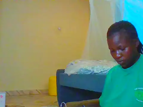 prettychic5 online show from 03/18/26, 07:33