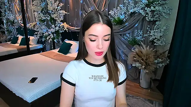 Snapshot of PutOnRepeat chatting on 03/12/25, 07:24 PutOnRepeat online show from 03/12/25, 07:24