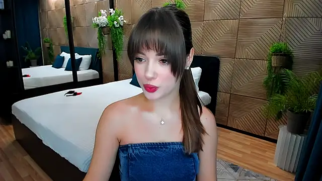 Snapshot of PutOnRepeat chatting on 10/03/25, 01:02 PutOnRepeat online show from 10/03/25, 01:02