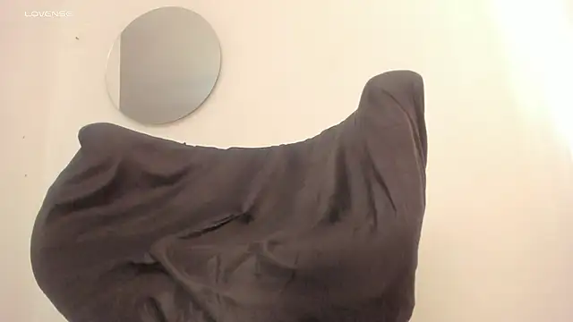 isabelsexysmile  online show from 07/21/26, 08:00