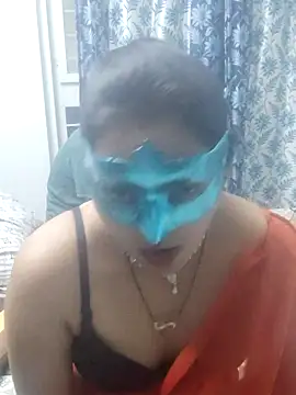 Snapshot of Harsh_Ankita_Couple chatting on 10/15/25, 03:56 Harsh Ankita Couple online show from 10/15/25, 03:56