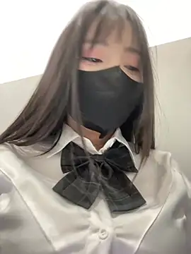 Snapshot of Asia-Lynn chatting on 07/10/26, 11:02 Asia-Lynn online show from 07/10/26, 11:02