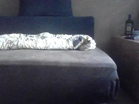 Snapshot of matejk chatting on 09/29/25, 02:33 matejk online show from 09/29/25, 02:33