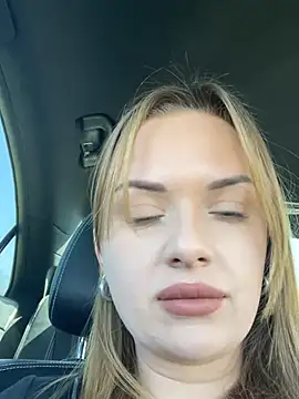 ElenaRebelle online show from 02/26/26, 11:42