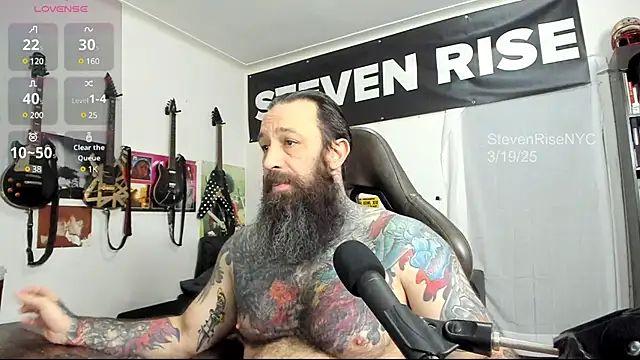 Snapshot of StevenRiseNYC chatting on 03/19/25, 12:12 StevenRiseNYC online show from 03/19/25, 12:12