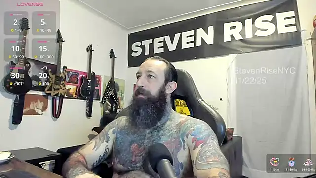 Snapshot of StevenRiseNYC chatting on 11/22/25, 10:31 StevenRiseNYC online show from 11/22/25, 10:31
