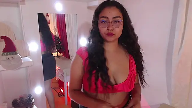  Kim  M online show from 12/22/25, 11:18