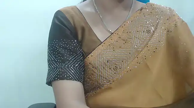 Snapshot of Lovely_Siri_23 chatting on 01/22/25, 07:35 Lovely Siri 23 online show from 01/22/25, 07:35