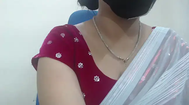 Snapshot of Lovely_Siri_23 chatting on 01/30/25, 10:08 Lovely Siri 23 online show from 01/30/25, 10:08