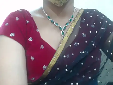 Lovely Siri 23 online show from 11/04/25, 07:40