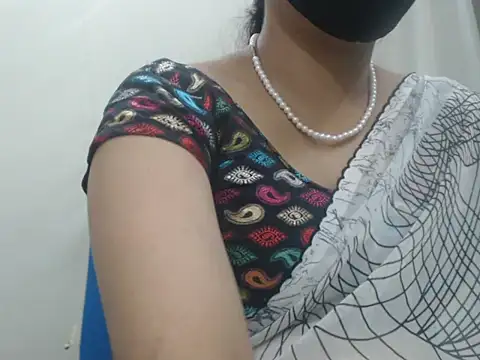 Lovely Siri 23 online show from 04/22/26, 05:54