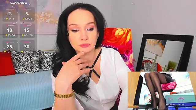 Sofia Ford online show from 04/21/26, 01:17