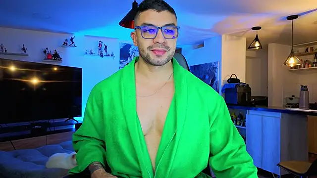 Michael Diamond online show from 10/24/25, 03:36