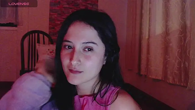 Snapshot of AlissonnFoxx chatting on 12/13/24, 03:38 AlissonnFoxx online show from 12/13/24, 03:38