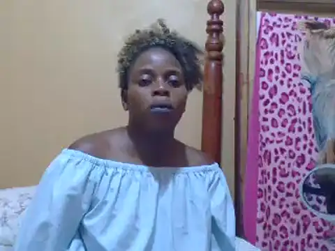 Snapshot of sweetbabra1 chatting on 02/09/25, 01:46 sweetbabra1 online show from 02/09/25, 01:46