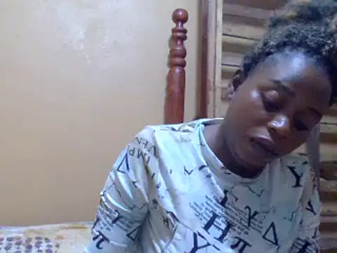 Snapshot of sweetbabra1 chatting on 02/16/25, 04:31 sweetbabra1 online show from 02/16/25, 04:31