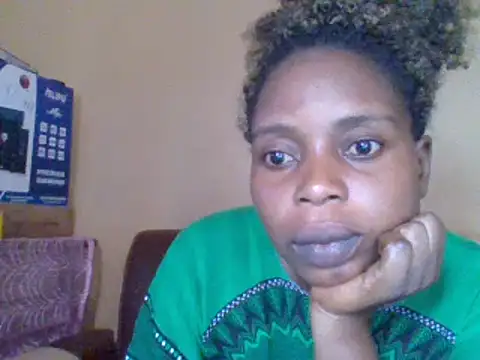 Snapshot of sweetbabra1 chatting on 02/27/25, 08:17 sweetbabra1 online show from 02/27/25, 08:17