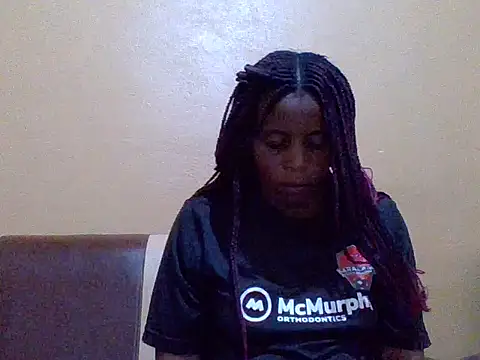 Snapshot of sweetbabra1 chatting on 10/17/25, 08:17 sweetbabra1 online show from 10/17/25, 08:17