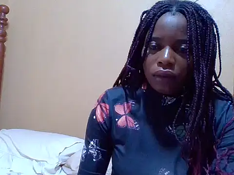 Snapshot of sweetbabra1 chatting on 10/22/25, 05:30 sweetbabra1 online show from 10/22/25, 05:30