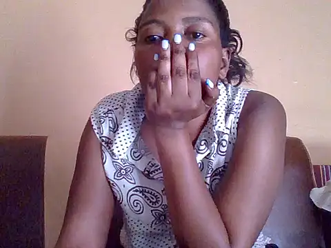 Snapshot of sweetbabra1 chatting on 11/25/25, 01:11 sweetbabra1 online show from 11/25/25, 01:11