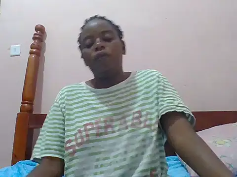 sweetbabra1 online show from 02/17/26, 06:21