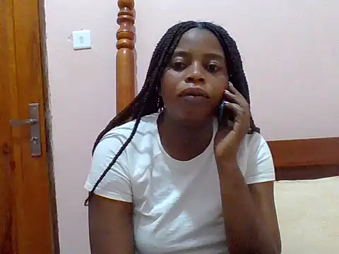 Snapshot of sweetbabra1 chatting on 07/11/26, 05:43 sweetbabra1 online show from 07/11/26, 05:43