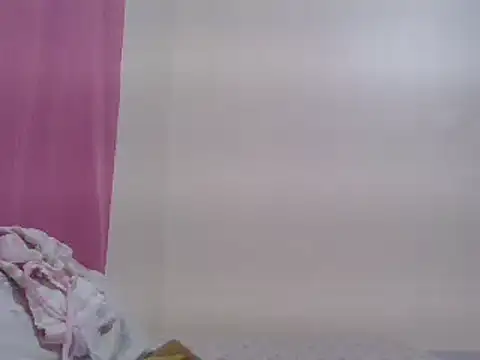 sweet-fancy online show from 03/21/25, 06:18