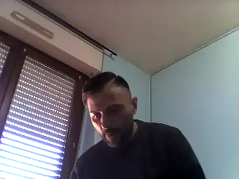 Snapshot of coppiasenzacensura chatting on 03/18/25, 12:14 coppiasenzacensura online show from 03/18/25, 12:14